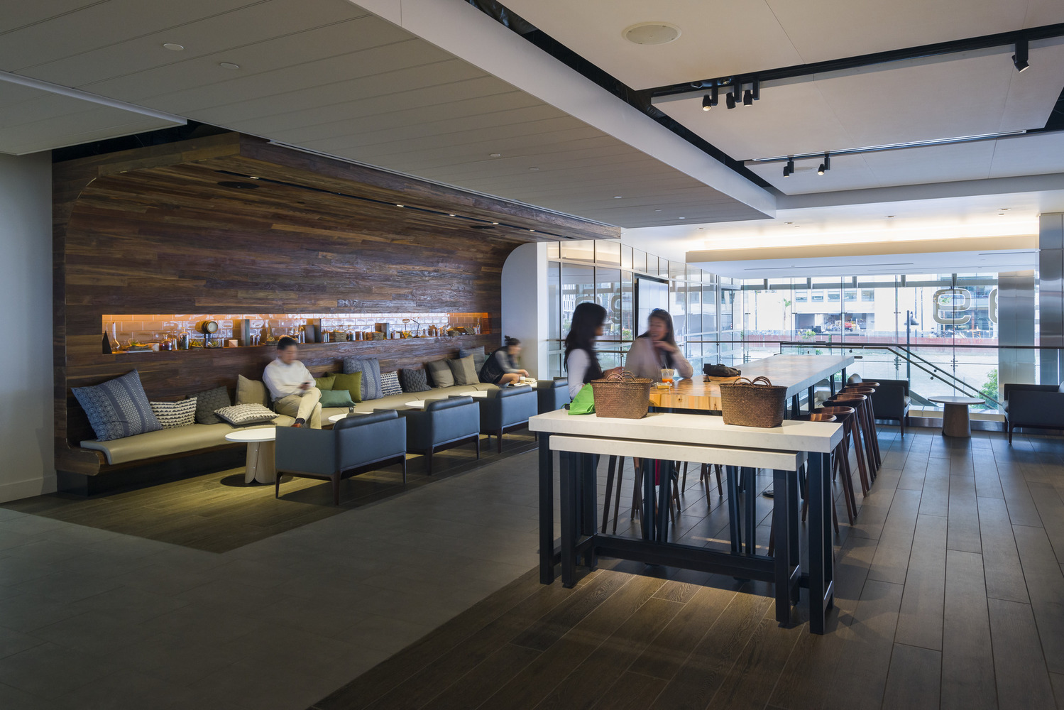 2010004_N40_medium-1