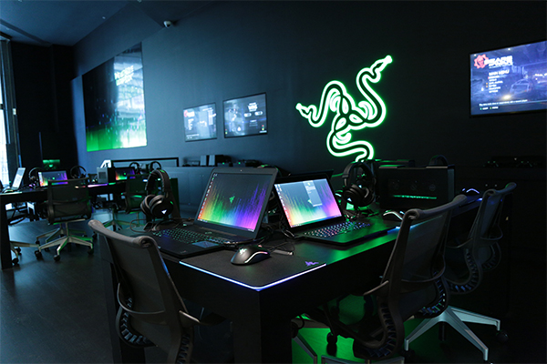 newsroom-press-truebeck-completes-first-us-razer-retail-store-HERO