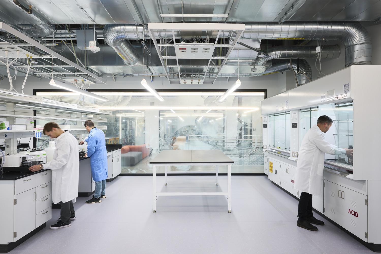 221007300_N11_medium